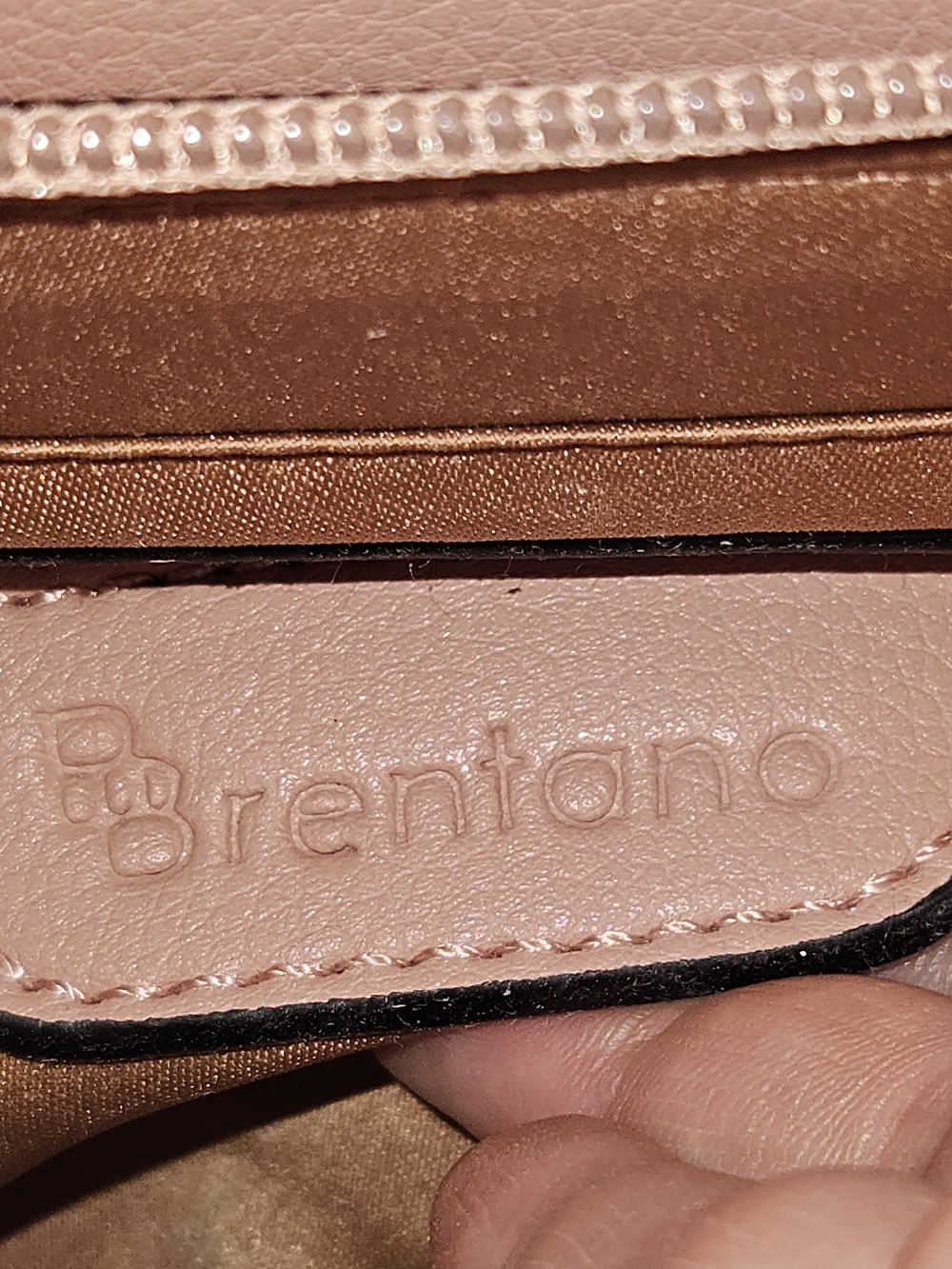 NWT Bretano Chic Blush Top-Handle Crossbody Bag with Statement Hardware - Picture 11 of 12